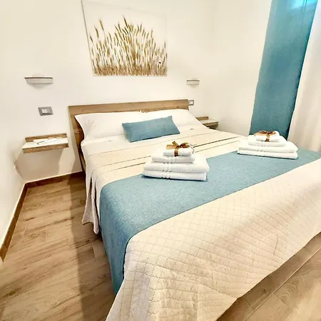 Dama House בית הארחה 3*